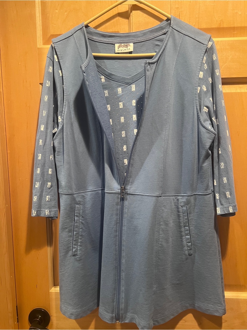 Wild Palms 2-Pc Blue Layered Zip-Front Vest with 3/4 Sleeve Pattern Shirt L